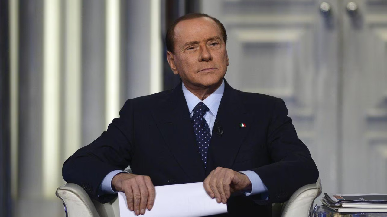 Silvio Berlusconi - Scomparsa - Giuseppe Mangialavori